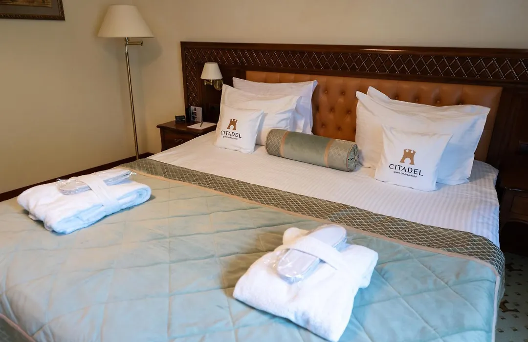Citadel Inn Готель-1